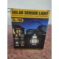 T88 SOLAR светильник уличный, желтый свет, датчик движения (Код: УТ000038056)